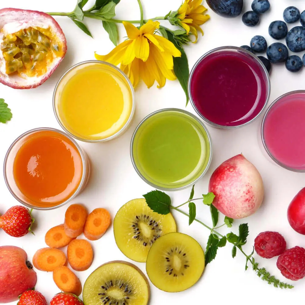 Verwenden Sie flüssiges Stevia zum Süßen von Getränken und Smoothies.