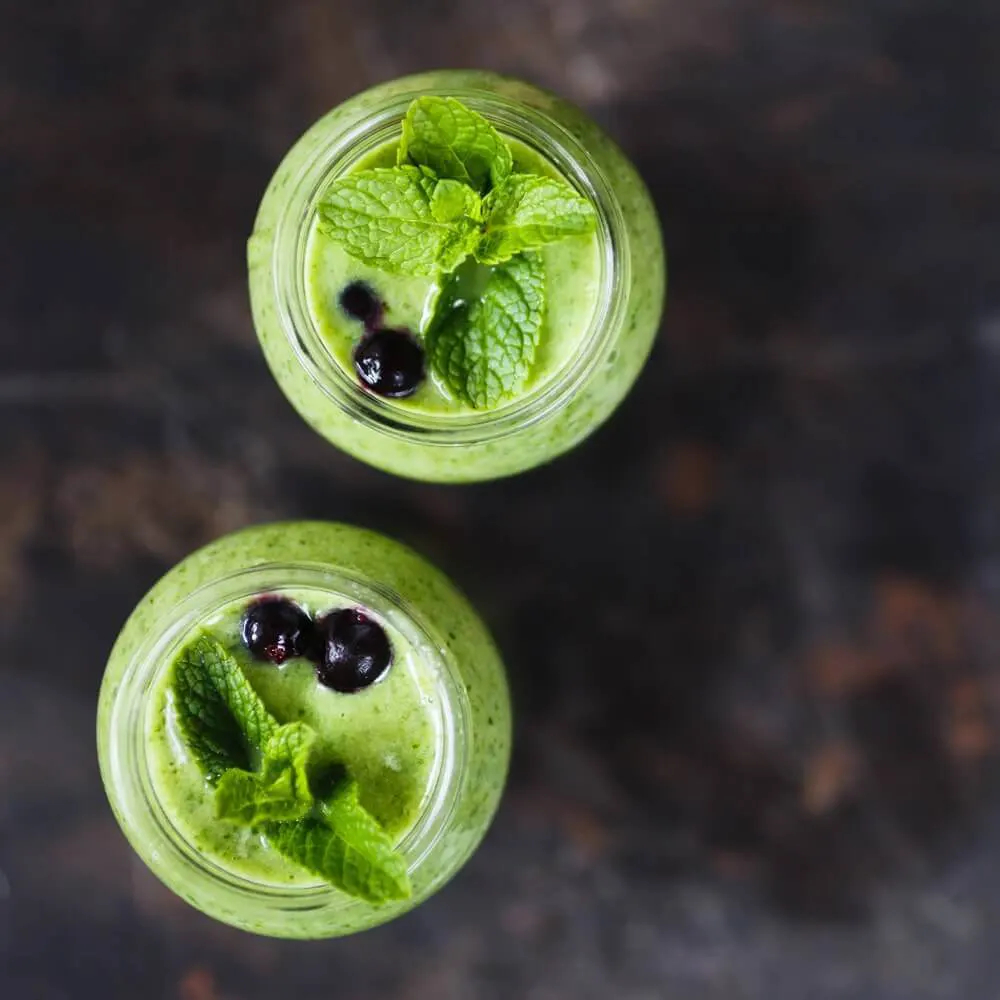 Deliciosos smoothies verdes adoçados com Stevia.